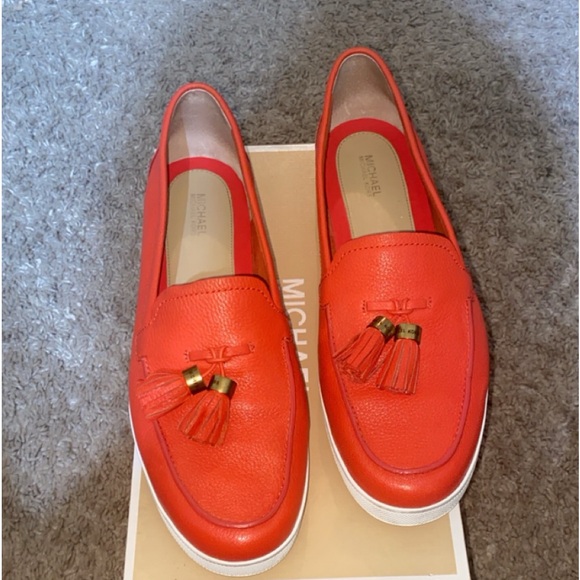 Michael Kors Shoes - Michael Kors sneaker loafers
